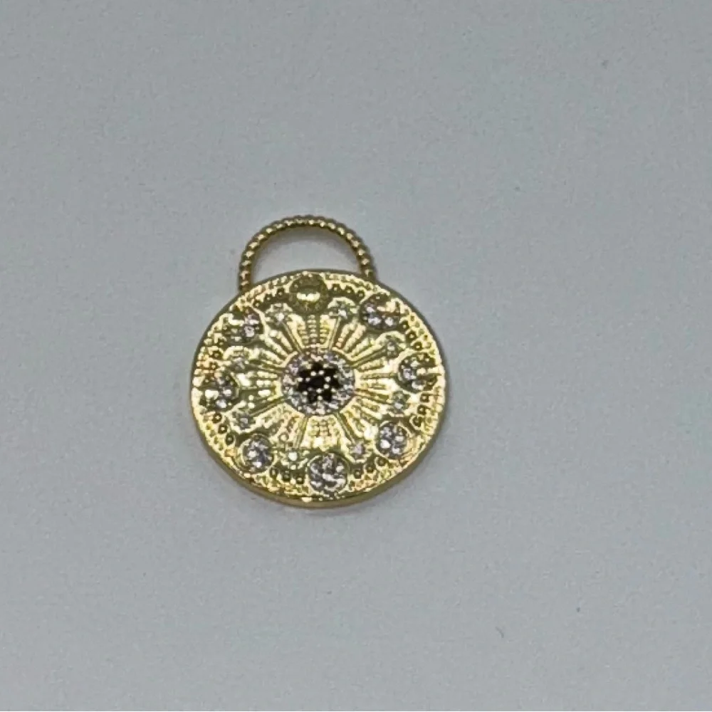 18k Celestial Pendant - Picture 6 of 11